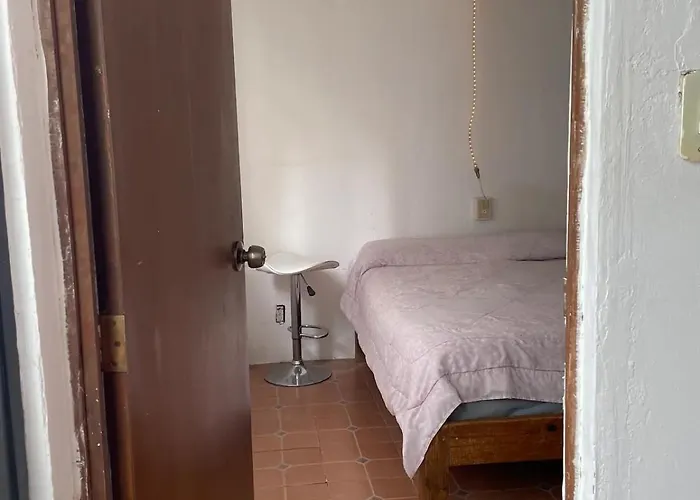 Coscomate 69 Hostal *